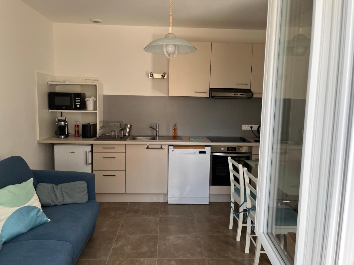 Aux 3 Domaines T2 Avec Terrasse Διαμέρισμα Ιέρ Εξωτερικό φωτογραφία